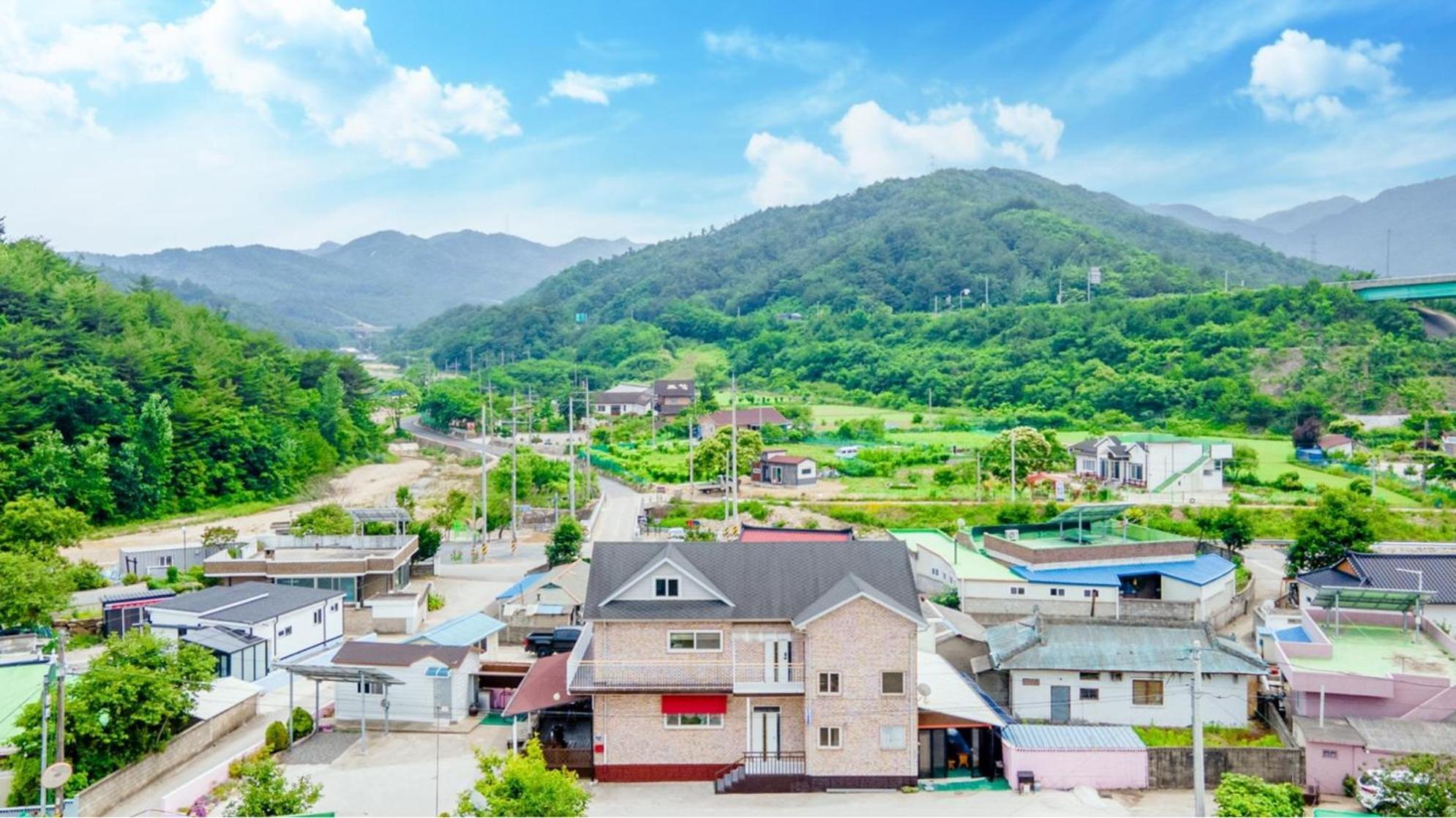 Samcheok Dasarang Pension Buitenkant foto